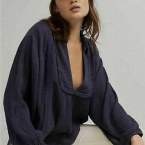 Free People Cozy Dreams Pullover Frayed Trim Hemlines Rounded Navy Blue